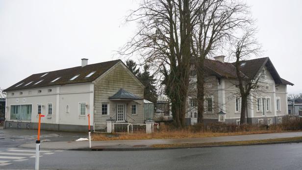 Litzellachner Häuser an der B121 