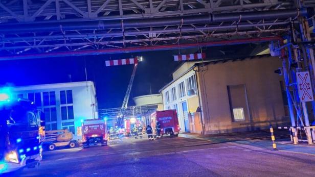 Feuerwehreinsatz im Werk der Donau-Chemie Brückl 