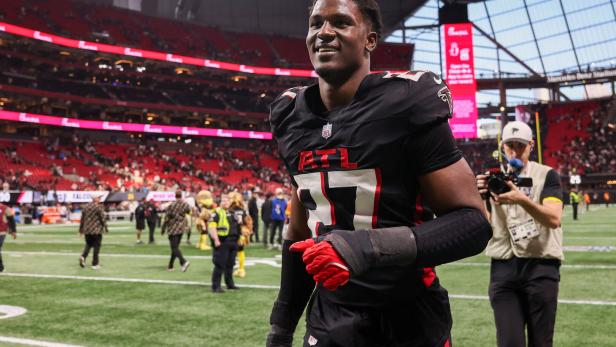 NFL: New Orleans Saints at Atlanta Falcons