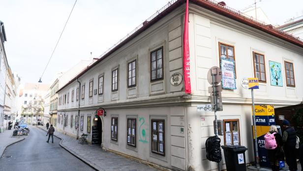 WIENER KULTURZENTRUM AMERLINGHAUS FASSADE