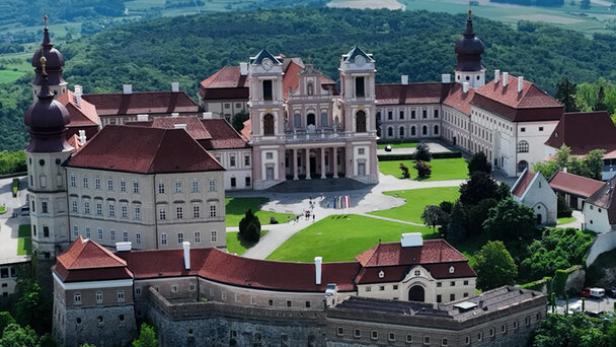 Luftaufnahme des Stiftes Göttweig