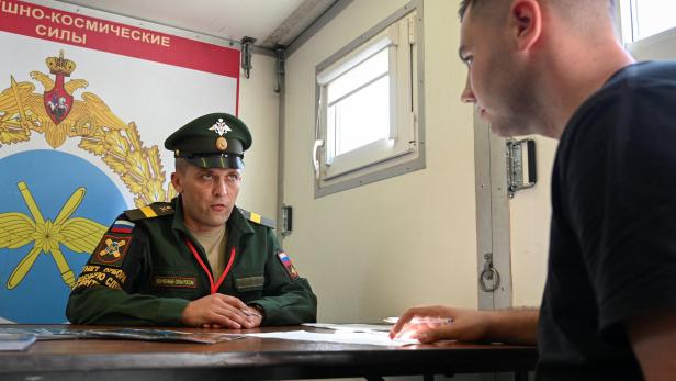 Russian military exhibit captured Ukrainian weaponry in Rostov-?n-Don