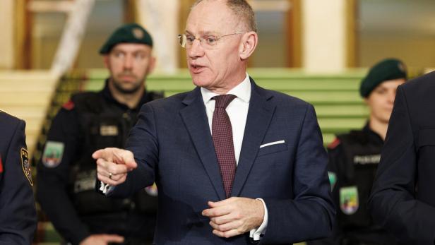 Innenministerium wegen Kauf von Überwachungssoftware unter Beschuss