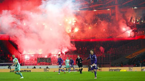 FUSSBALL/BUNDESLIGA/ADMIRAL BUNDESLIGA/19. RUNDE/FUSSBALL-BUNDESLIGA: FK AUSTRIA WIEN - SK RAPID