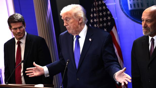 US President Trump holds a press conference after Supreme Court ruling on tariffs