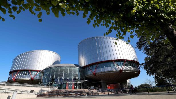 FILES-FRANCE-EUROPE-HUMAN RIGHTS