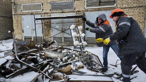 Workers repair Kharkiv energy facility after Russian strikes