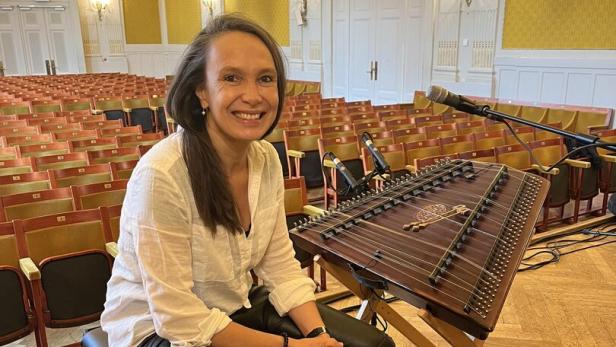  "Hackbrettistin“ Maria Ma 