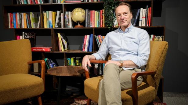 Thriller-Autor Marc Elsberg: "Geld ist da. Was fehlt, ist der politische Wille"