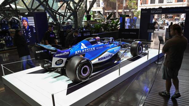 Die Formel-1-Autos sind schon in Melbourne