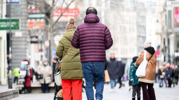 ++ THEMENBILD ++ LEBENSMITTEL / HANDEL  / TEUERUNG / INFLATION / KONSUM / FAMILIE
