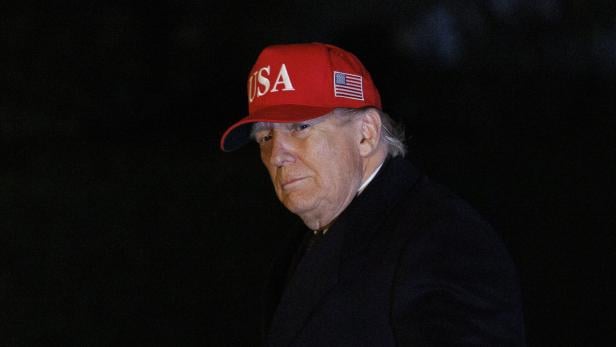 US President Trump returns to the White House