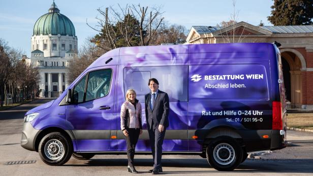 Erster E-Landwagen der Bestattung Wien ist "on the road"