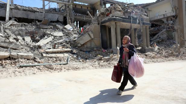 US-Israeli attacks continue in Iran amid escalating conflict