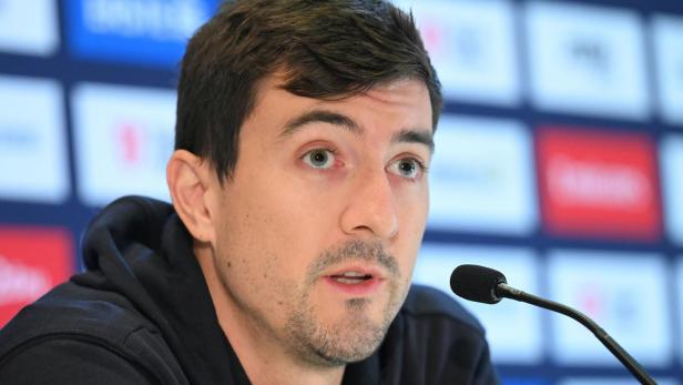 Sebastian Ofner bei einem Pressegespräch.