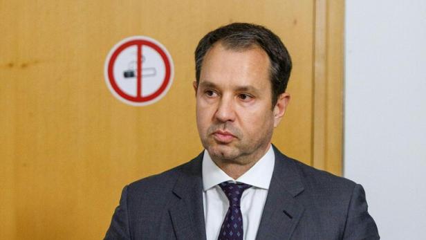 FORTS. PROZESS GEGEN ÖVP-KLUBOBMANN WÖGINGER UND ZWEI FINANZBEAMTE WEGEN AMTSMISSBRAUCHS: SCHMID