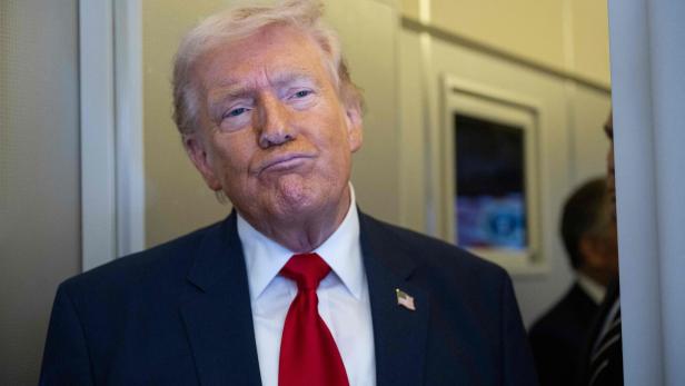 US-PRESIDENT-TRUMP-SPENDS-WEEKEND-AT-MAR-A-LAGO-RESORT-IN-FLORID