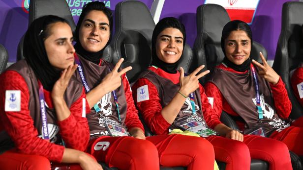 Fünf Spielerinnen erhalten Asyl in Australien