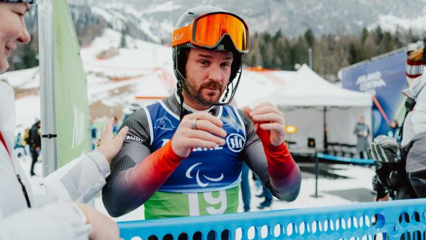 Thomas Grochar im Zielbereich in Cortina.