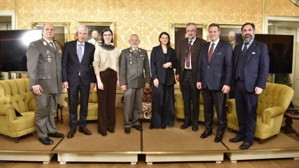 Diskussion an der Militärakademie