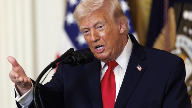 White House hosts Women's History Month reception