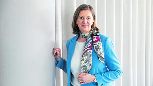 Barbara Eibinger-Miedl