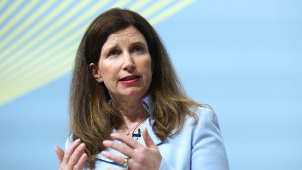 Commerzbank Q4 earnings and annual press conference