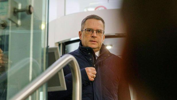 FORTS. PROZESS GEGEN ÖVP-KLUBOBMANN WÖGINGER UND ZWEI FINANZBEAMTE WEGEN AMTSMISSBRAUCHS: WÖGINGER