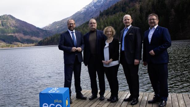 Ecoplus-Manager beim Wassercluster Lunz