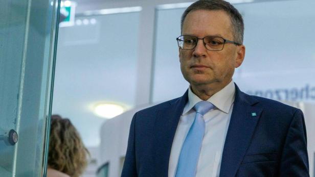 FORTS. PROZESS GEGEN ÖVP-KLUBOBMANN WÖGINGER UND ZWEI FINANZBEAMTE WEGEN AMTSMISSBRAUCHS: WÖGINGER