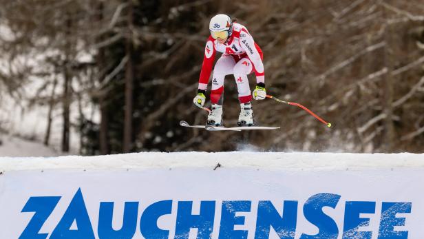 SKI ALPIN WELTCUP ZAUCHENSEE: 1. TRAINING ABFAHRT FRAUEN: SCHILCHER (AUT)