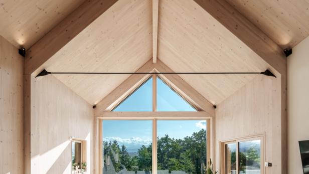 Gefertigt in der Steiermark: Ein Reinholz-Einfamilienhaus mit durchgängig holzbasiertem Wandaufbau
