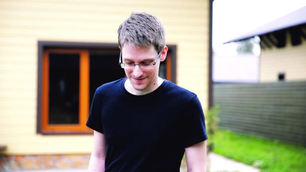 Edward Snowden setzte mit seinen NSA-Enthüllungen seine ganze Existenz aufs Spiel: Die Doku „Citizenfour“ von Laura Poitras ist ein historisches Dokument, das diese Ereignisse aufzeichnete