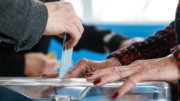 Second round of municipal elections in France