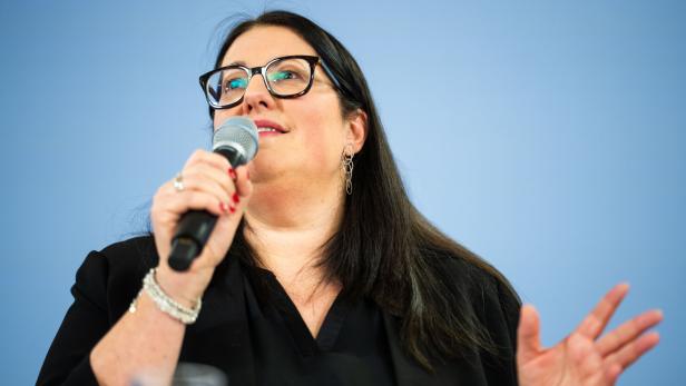 PRESSEKONFERENZ DER SPÖ WIEN ZU WICHTIGEN BESCHLÜSSEN DER WIENER PARTEIGREMIEN: GAAL