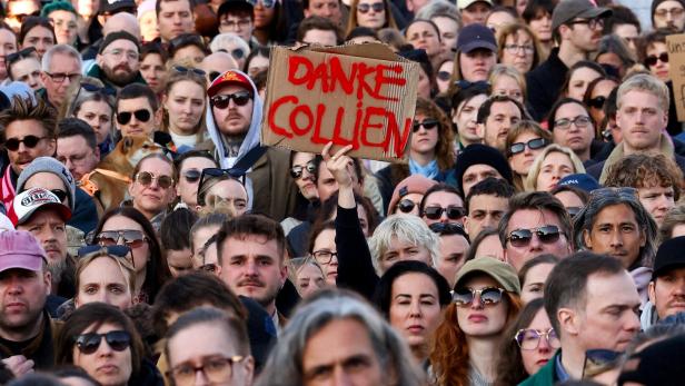 FILE PHOTO: People protest against sexual violence and in support of actor Collien Fernandes, in Berlin