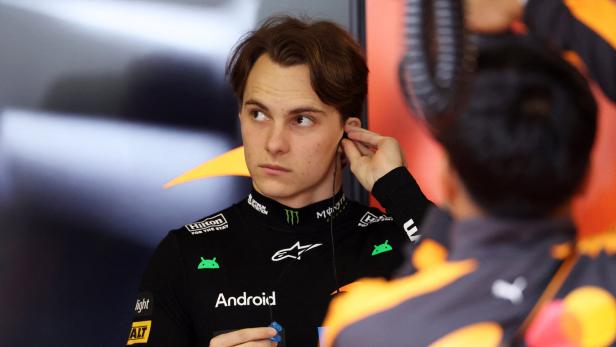 Oscar Piastri in der McLaren-Box in Japan.