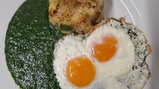 Cremespinat, Rösterdäpfel und zwei Spiegeleier