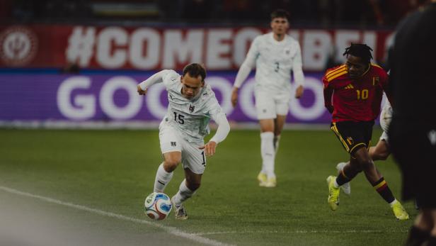 Österreichs U-21 mit Wurmbrand (l.)