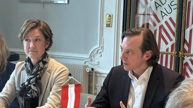 Koßdroff, Büttner (re.)