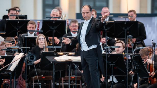 SOMMERNACHTSKONZERT DER WIENER PHILHARMONIKER