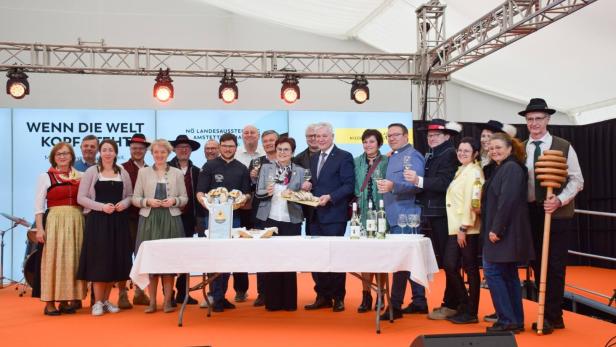 Partner und Produzenten aus der REgion bei Landesausstellungseröffnung 