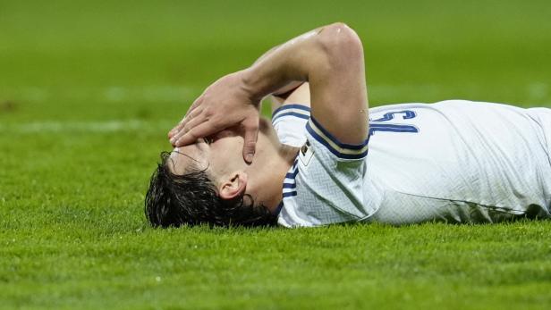 Am Boden zerstört: Die Italiener müssen erneut zu Hause bleiben und verpassen zum dritten Mal in Folge die WM. 