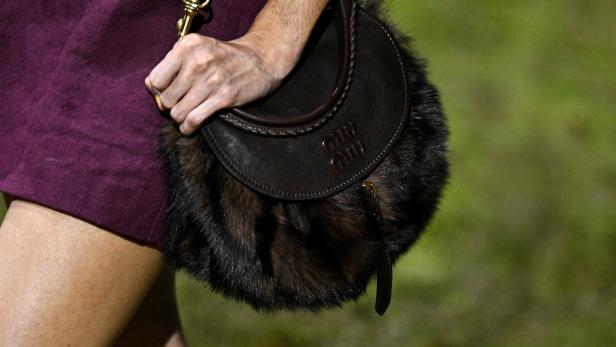 FASHION-FRANCE-WOMEN-MIU MIU