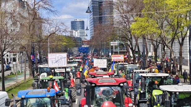 Protest mit Traktoren in Wien