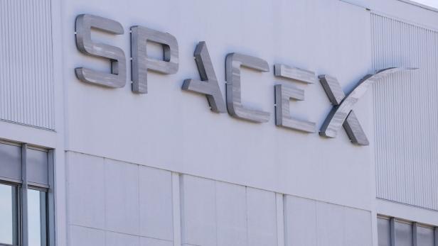 FILES-US-STOCK-SPACE-MUSK-SPACEX