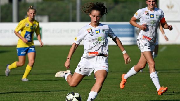 FUSSBALL: ADMIRAL FRAUEN BUNDESLIGA 1. RUNDE: SOCCERCOIN USV NEULENGBACH - FIRST VIENNA FC