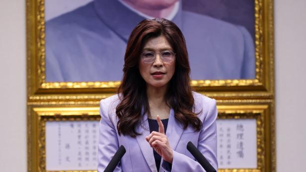 KMT Chairperson Cheng Li-wun to visit China