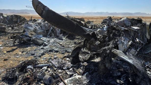 Social media image appears to show U.S. aircraft wreckage in Iran