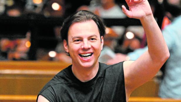 Höchste Ehren für Dirigent Currentzis? Kulturministerium will Begründung nicht herausgeben